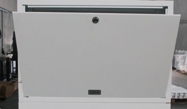 Manifold Cabinets 1 collector manifold cabinets front